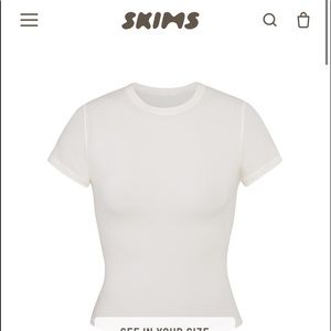 SKIMS FITS EVERYBODY MARBLE T SHIRT